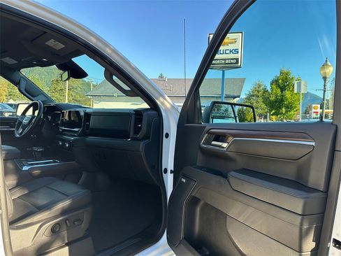 Used 2024 GMC Sierra 1500 SLT w/ SLT Premium Plus Package image 13