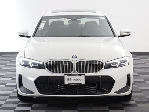 Used 2026 BMW 330i xDrive Sedan AWD/4WD image 23
