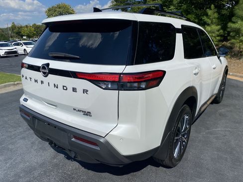 Used 2026 Nissan Pathfinder Platinum AWD/4WD image 5
