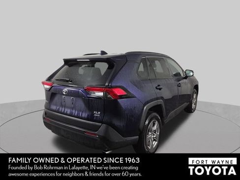 Used 2025 Toyota RAV4 XLE AWD/4WD image 7