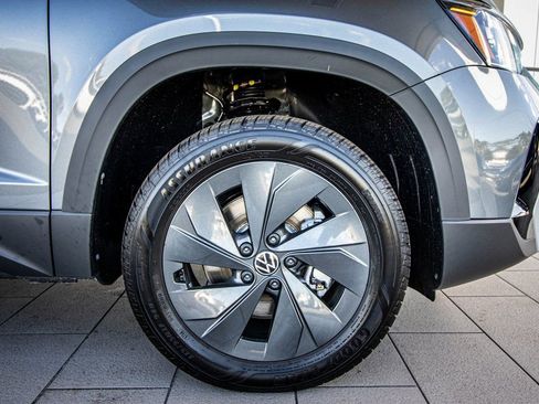 New 2026 Volkswagen Taos S image 20