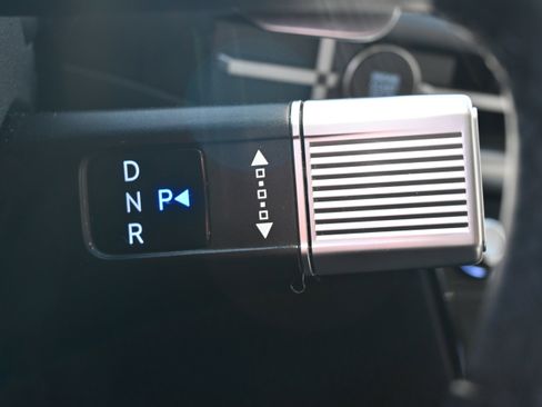 Used 2024 Hyundai Santa Fe SE image 25