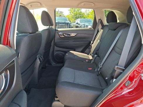 Used 2020 Nissan Rogue SV AWD/4WD image 13