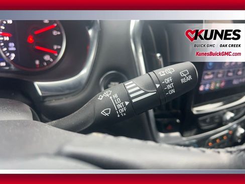 Used 2022 Chevrolet Traverse High Country w/ LPO, 'HIT The Road' Package image 20