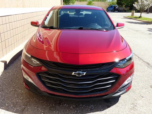 Used 2021 Chevrolet Malibu LT w/ Sport Edition FWD image 5