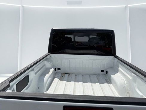 Used 2025 Jeep Gladiator Mojave w/ Convenience Group image 6