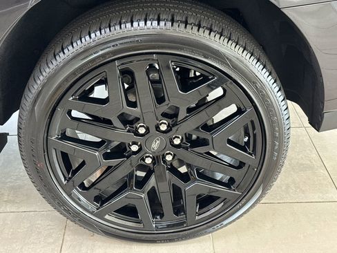 New 2026 Ford Expedition Platinum w/ Stealth Performance Package image 44