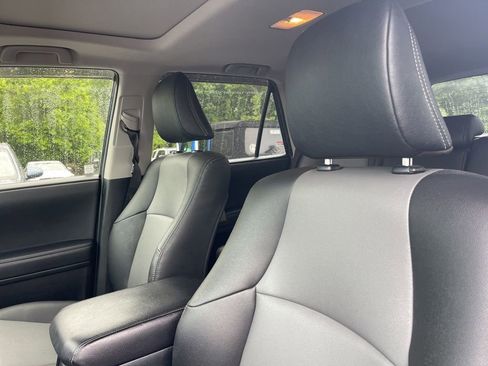 Used 2020 Toyota 4Runner SR5 Premium w/ Moonroof Package AWD/4WD image 9