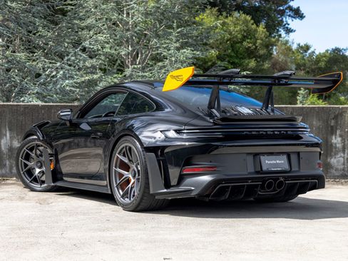 Used 2025 Porsche 911 GT3 RS image 3