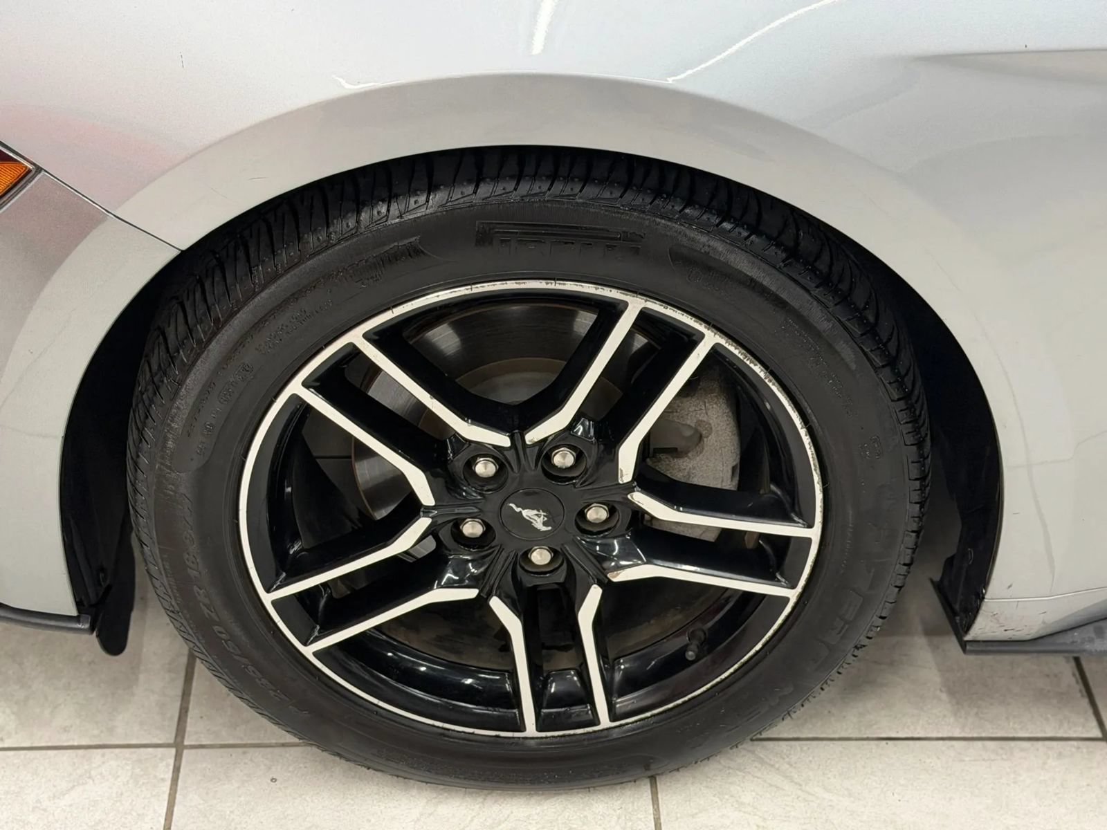 Used 2020 Ford Mustang Premium RWD image 28