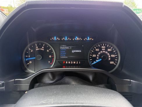 Used 2015 Ford F150 XLT w/ Equipment Group 302A Luxury image 20