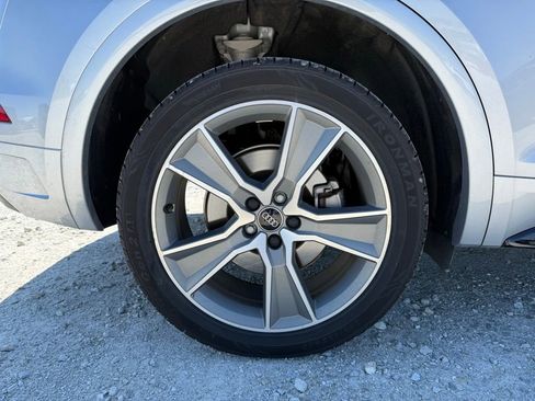 Used 2025 Audi Q5 2.0T Premium image 16