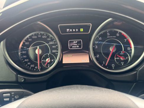 Used 2015 Mercedes-Benz G 63 AMG G 63 AMG Sport Utility 4D image 32