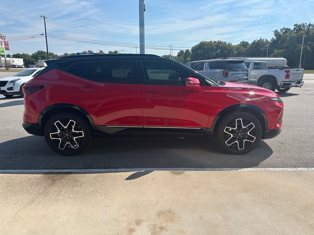 Used 2023 Chevrolet Blazer RS w/ Driver Confidence II Package FWD image 8
