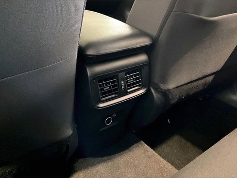 Used 2024 Toyota RAV4 LE image 33