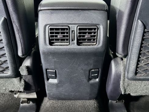 Used 2016 Toyota 4Runner Limited AWD/4WD image 28