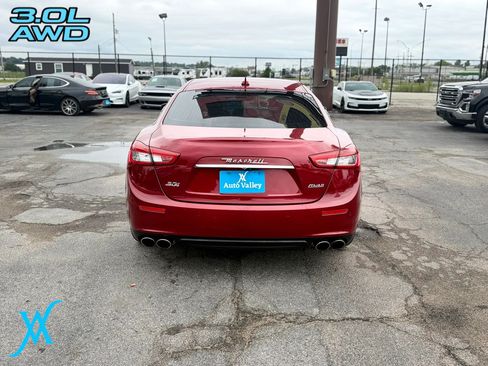 Used 2017 Maserati Ghibli S Q4 AWD/4WD image 6