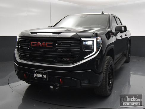 Used 2024 GMC Sierra 1500 AT4 w/ Technology Package AWD/4WD image 49