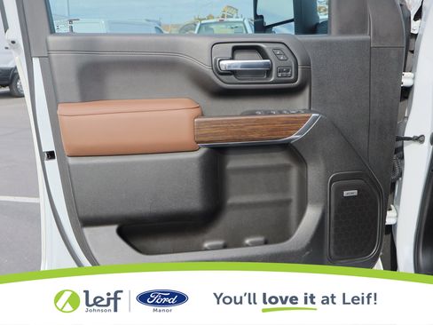 Used 2023 Chevrolet Silverado 2500 High Country w/ Safety Package II image 10