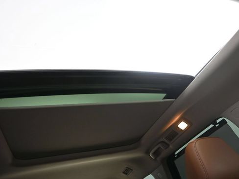 Used 2023 Nissan Pathfinder Platinum w/ Cargo Package FWD image 27
