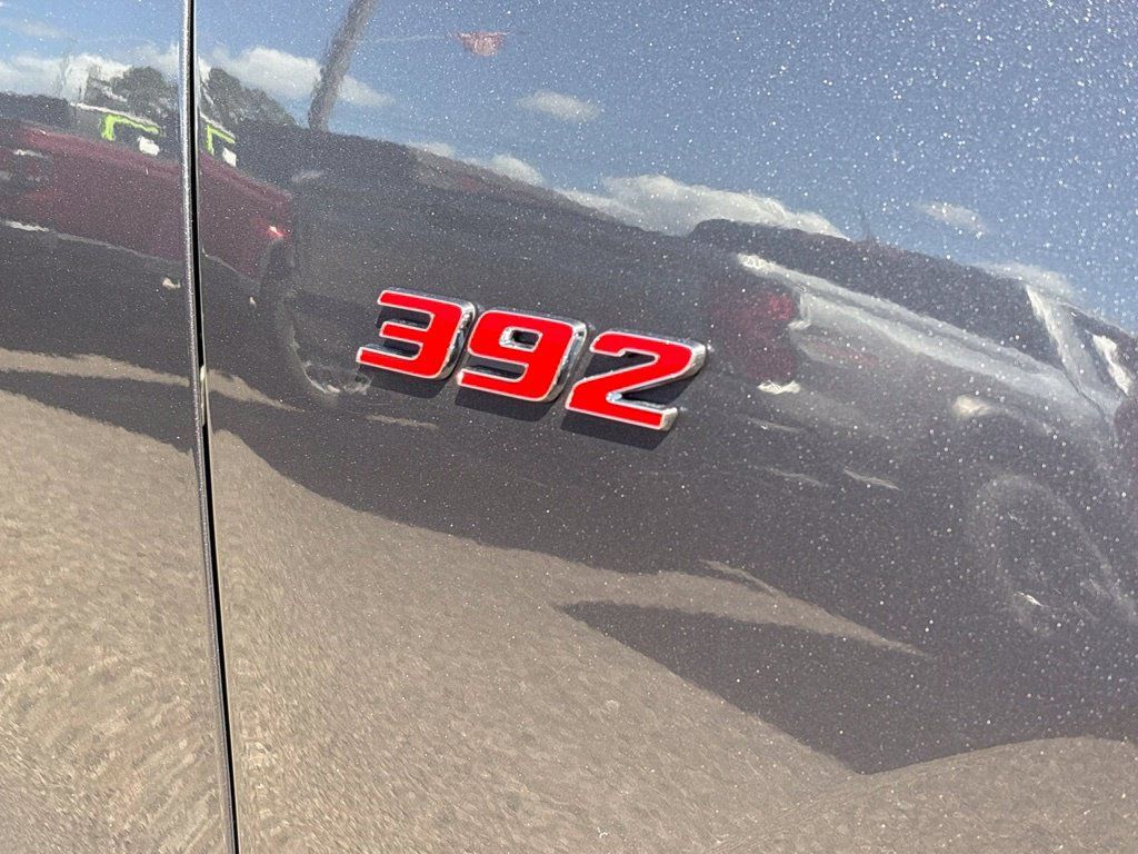 Used 2020 Dodge Durango SRT w/ SRT Interior Appearance Group AWD/4WD image 15