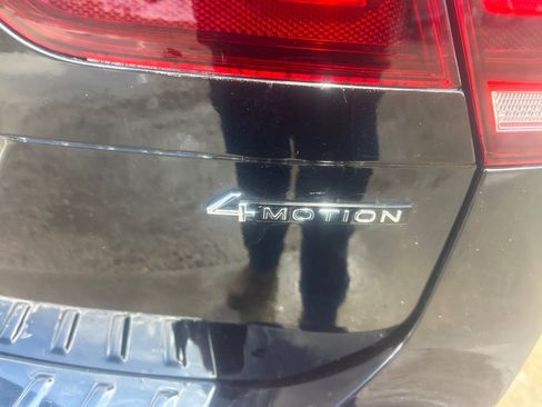 Used 2022 Volkswagen Tiguan SE AWD/4WD image 20