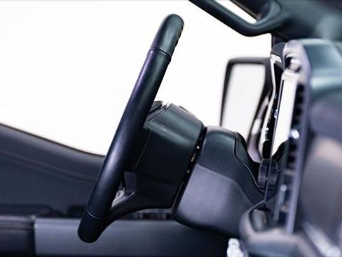 Used 2024 Ford F150 Lariat w/ FX4 Off-Road Package image 36