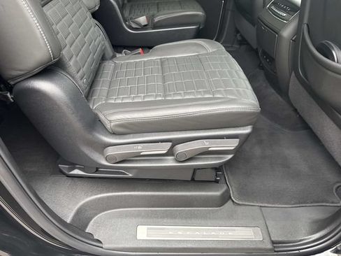 Certified 2026 Cadillac Escalade ESV Platinum Sport AWD/4WD image 23