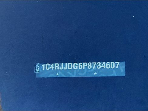 Used 2023 Jeep Grand Cherokee L Overland image 38