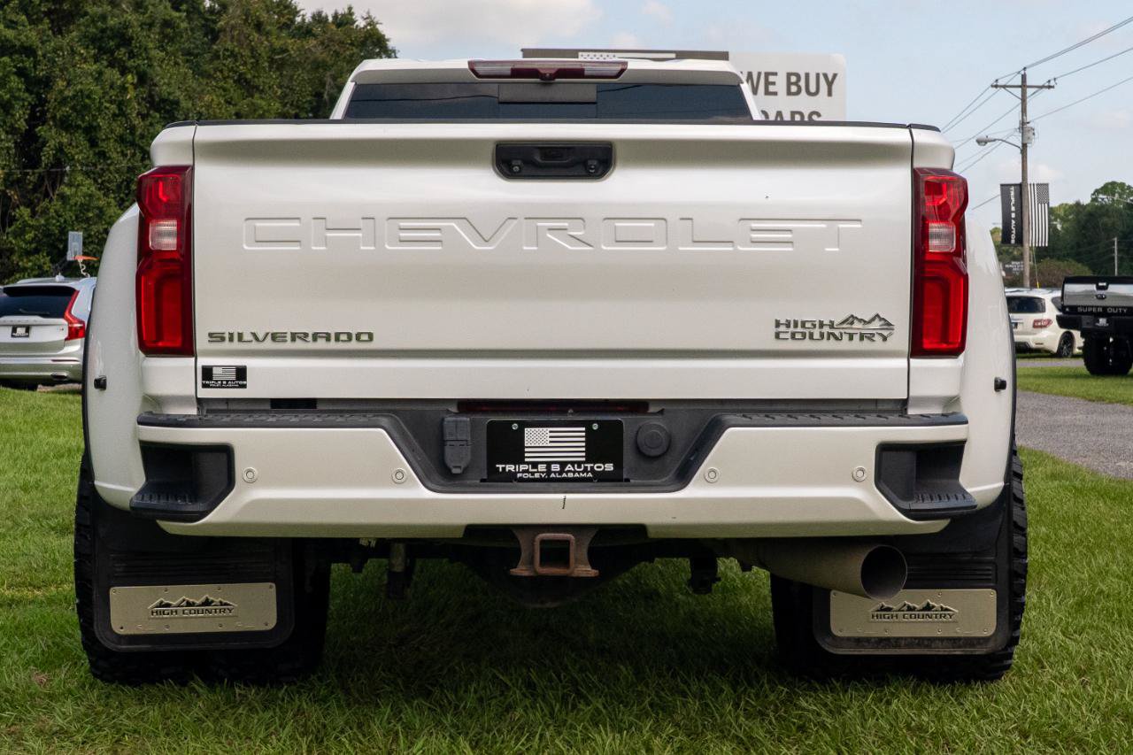 Used 2022 Chevrolet Silverado 3500 High Country w/ Safety Package II AWD/4WD image 7