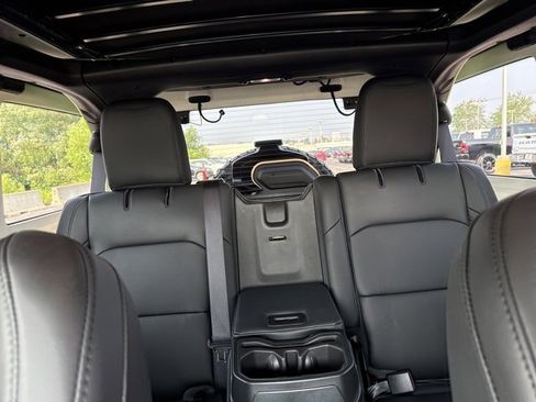 Used 2025 Jeep Wrangler Unlimited Rubicon 392 image 24