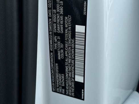 New 2025 Volvo XC90 T8 Plus w/ Protection Package Premier AWD/4WD image 28