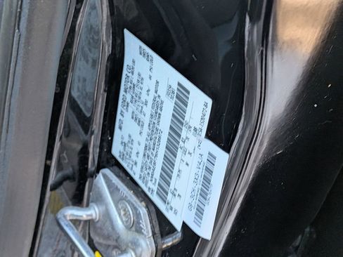 Used 2017 Ford Transit Connect XLT image 23