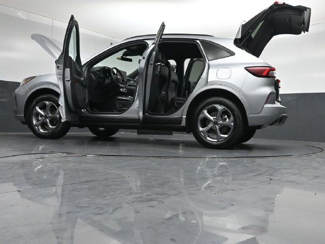 Certified 2024 Ford Escape ST-Line w/ Tech Pack #1 AWD/4WD image 56