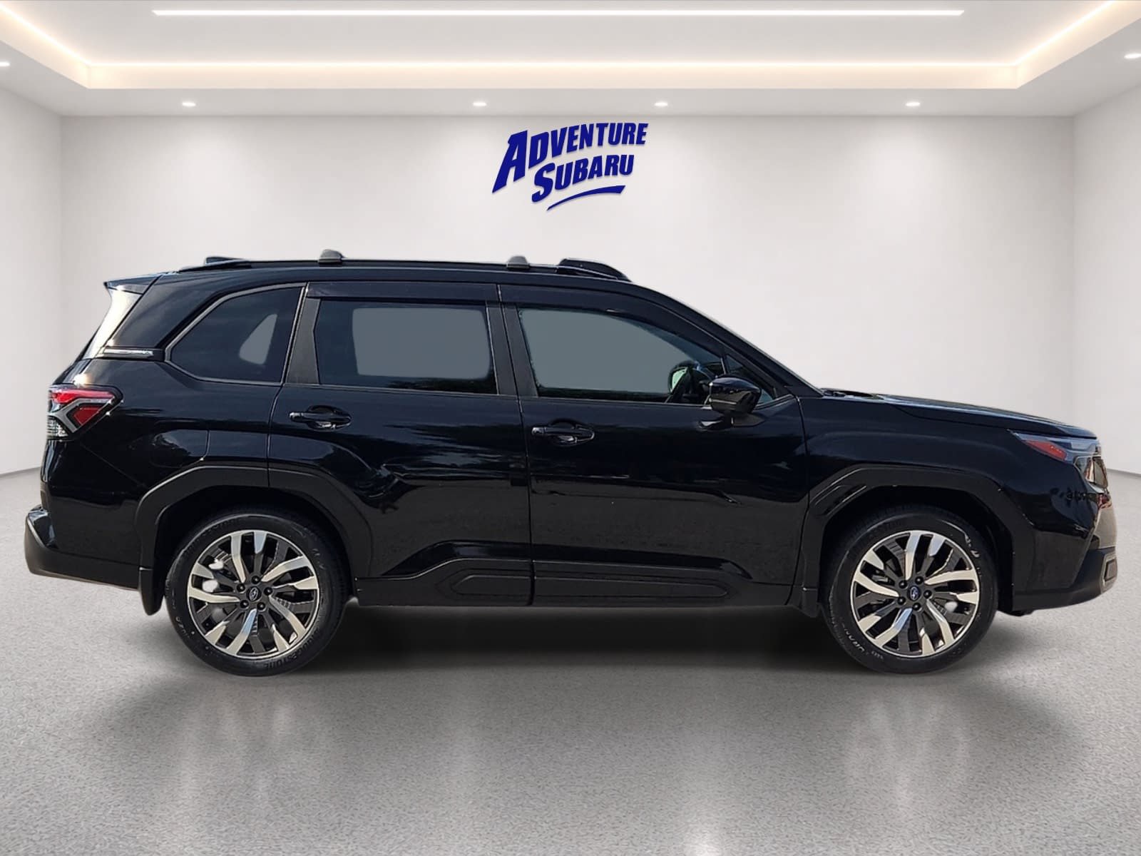 Certified 2025 Subaru Forester Touring w/ Popular Package - Touring AWD/4WD image 7
