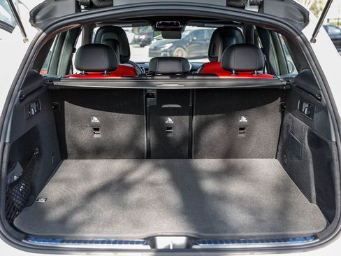 Used 2024 Mercedes-Benz GLC 43 AMG 4MATIC image 27