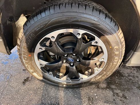 Used 2023 Subaru Crosstrek 2.0i image 44