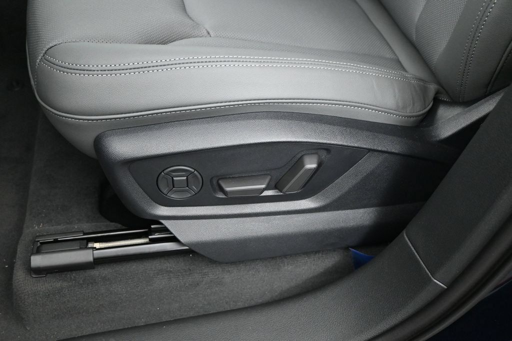 New 2026 Audi Q7 2.0T Premium Plus AWD/4WD image 8