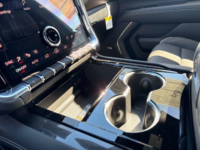 New 2027 GMC Yukon Elevation w/ Elevation Premium Package RWD image 27