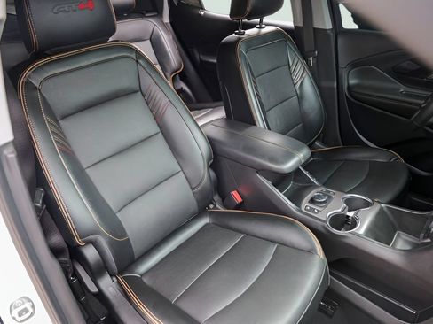 Used 2023 GMC Terrain AT4 AWD/4WD image 34
