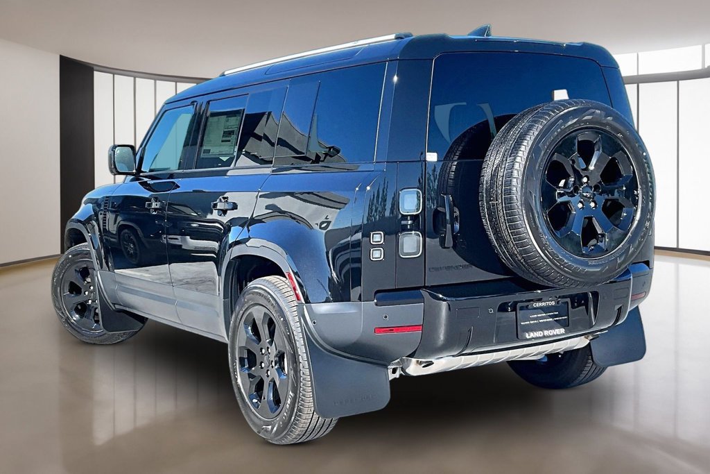 New 2026 Land Rover Defender 110 S AWD/4WD image 3