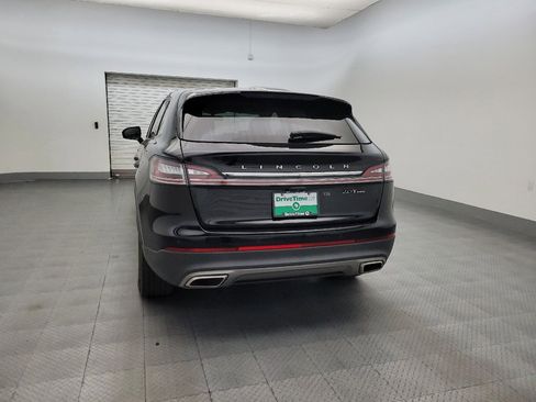 Used 2019 Lincoln Nautilus Select AWD/4WD image 6