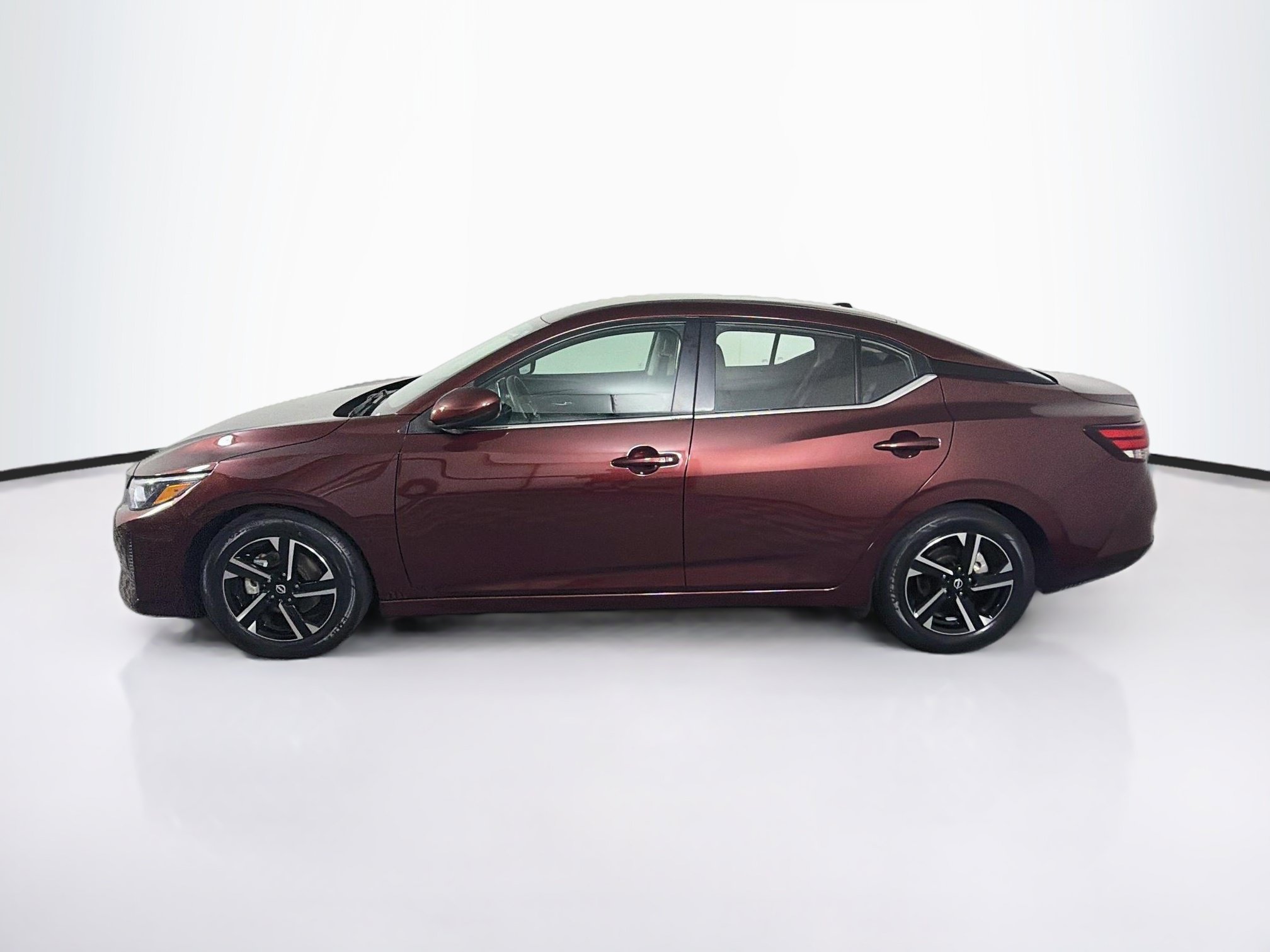 Used 2025 Nissan Sentra SV FWD image 4