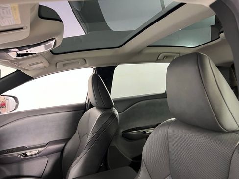 Used 2023 Lexus RZ 450e Premium image 25