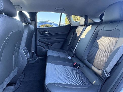Used 2025 Chevrolet Trax LT w/ Driver Confidence Package image 10