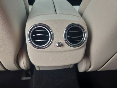 Used 2021 Mercedes-Benz E 350 Sedan image 17