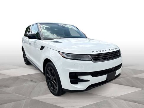 Used 2024 Land Rover Range Rover Sport SE AWD/4WD image 2