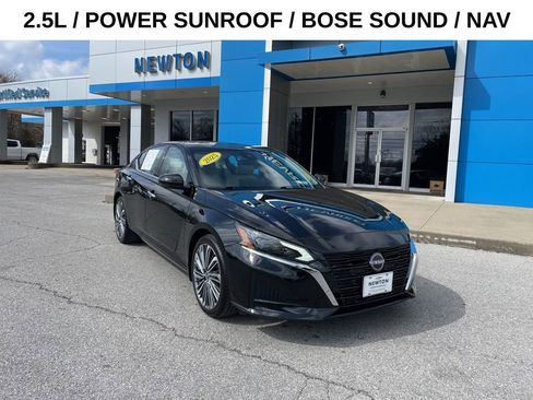 Used 2025 Nissan Altima 2.5 SL image 1