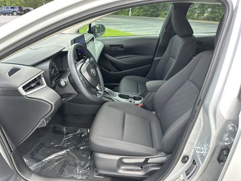 Certified 2025 Toyota Corolla LE FWD image 16