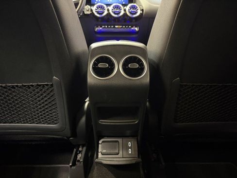 Used 2025 Mercedes-Benz GLA 250 image 15